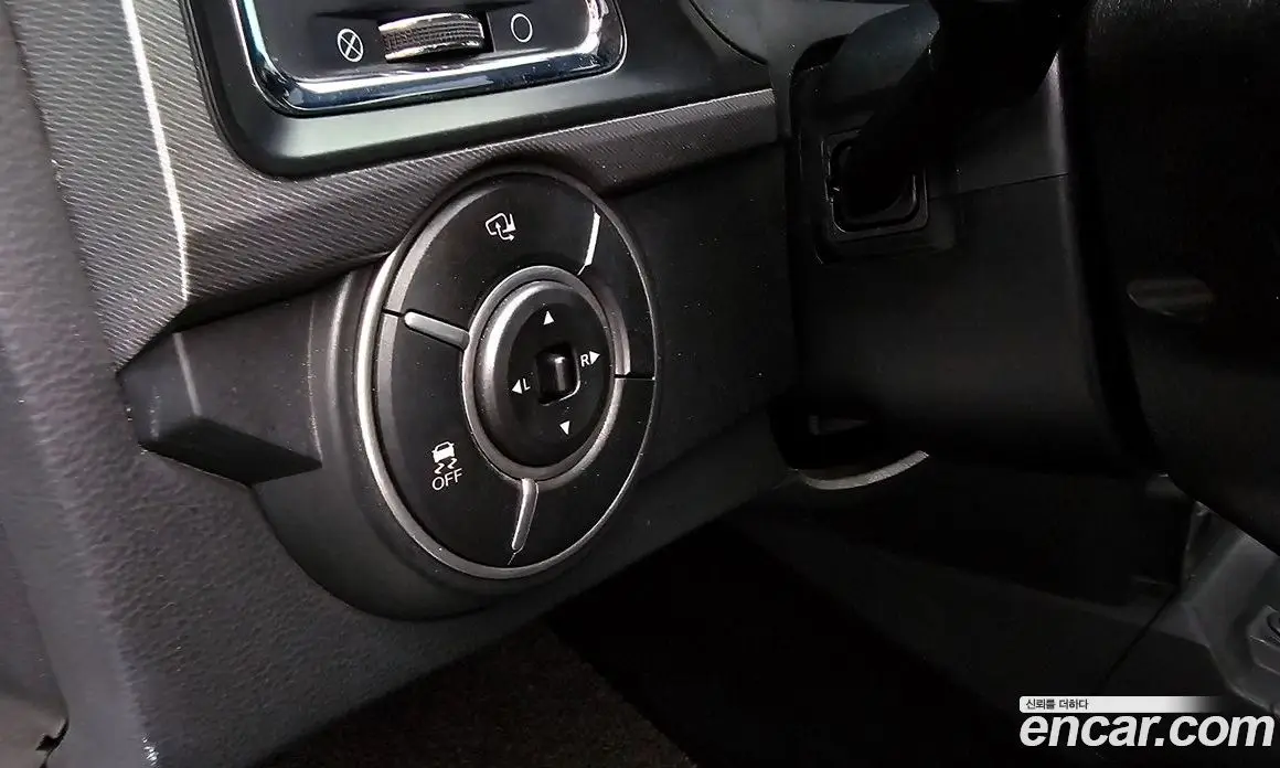 SsangYong Korando 2016 2.0 автомат (гидро), фото 17
