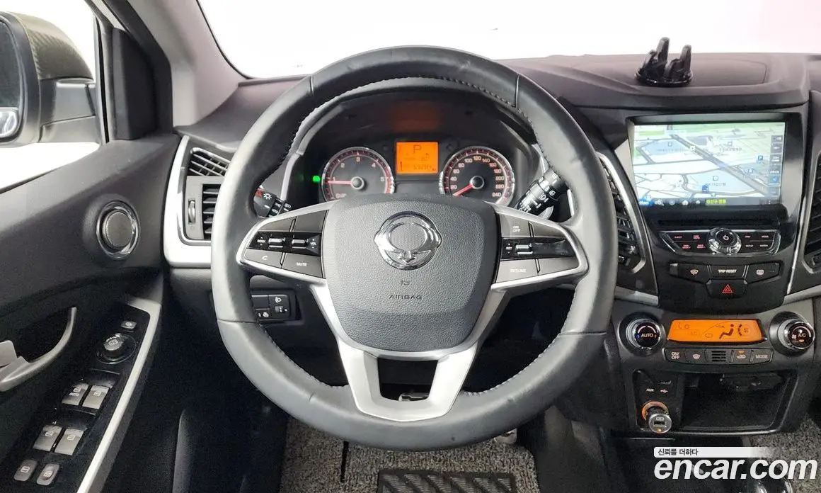 SsangYong Korando 2017 2.2 автомат (гидро), фото 19