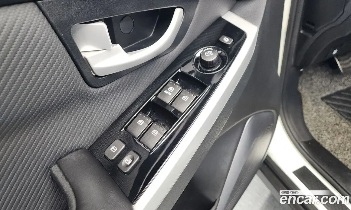 SsangYong Korando 2017 2.2 автомат (гидро), фото 35