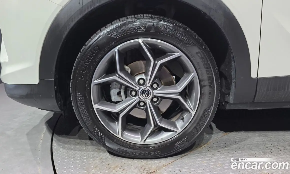 SsangYong Korando 2019 1.6 автомат (гидро), фото 5