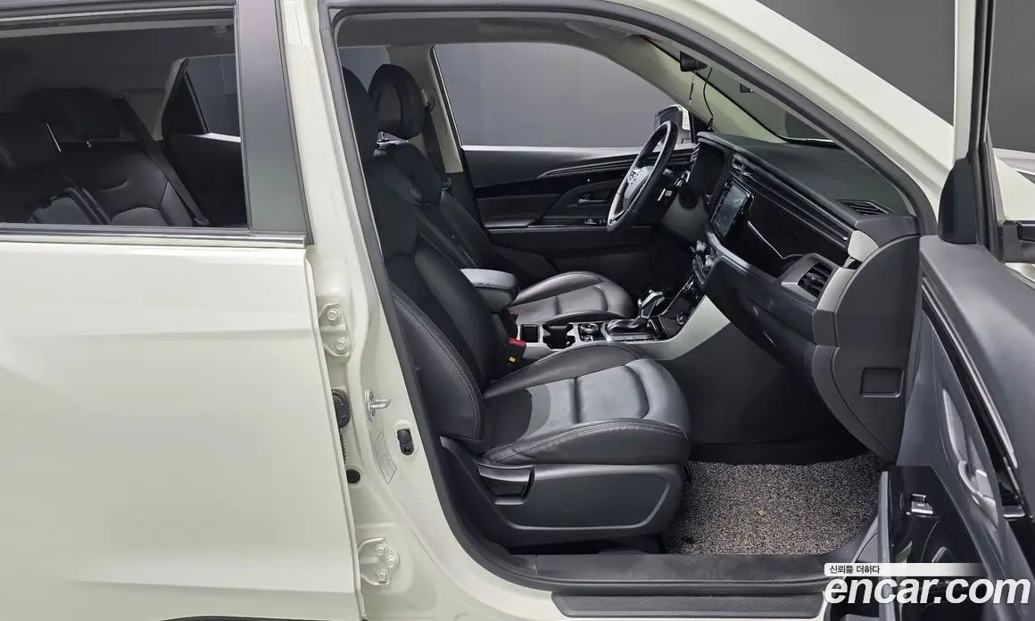 SsangYong Korando 2020 1.5 автомат (гидро), фото 11