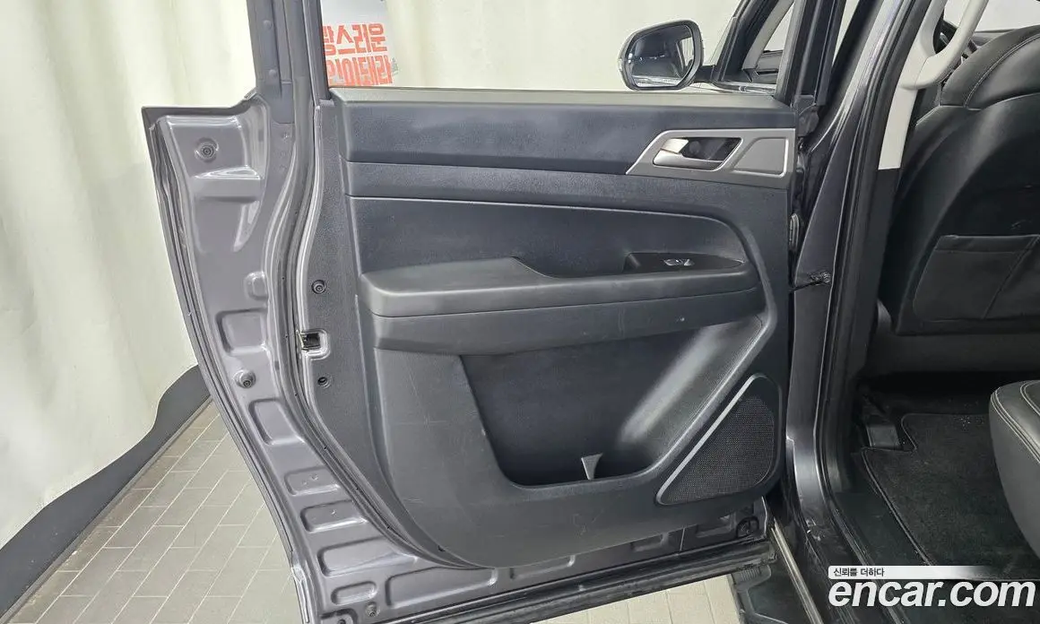SsangYong Rexton 2018 2.2 автомат (гидро), фото 15