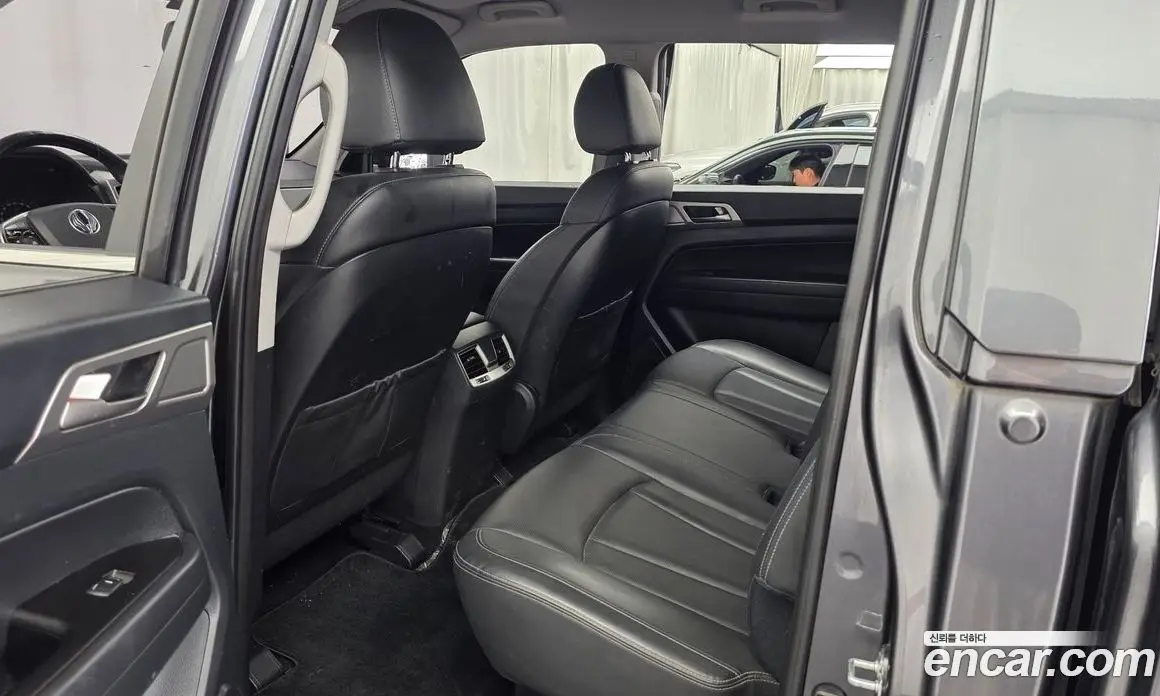 SsangYong Rexton 2018 2.2 автомат (гидро), фото 16