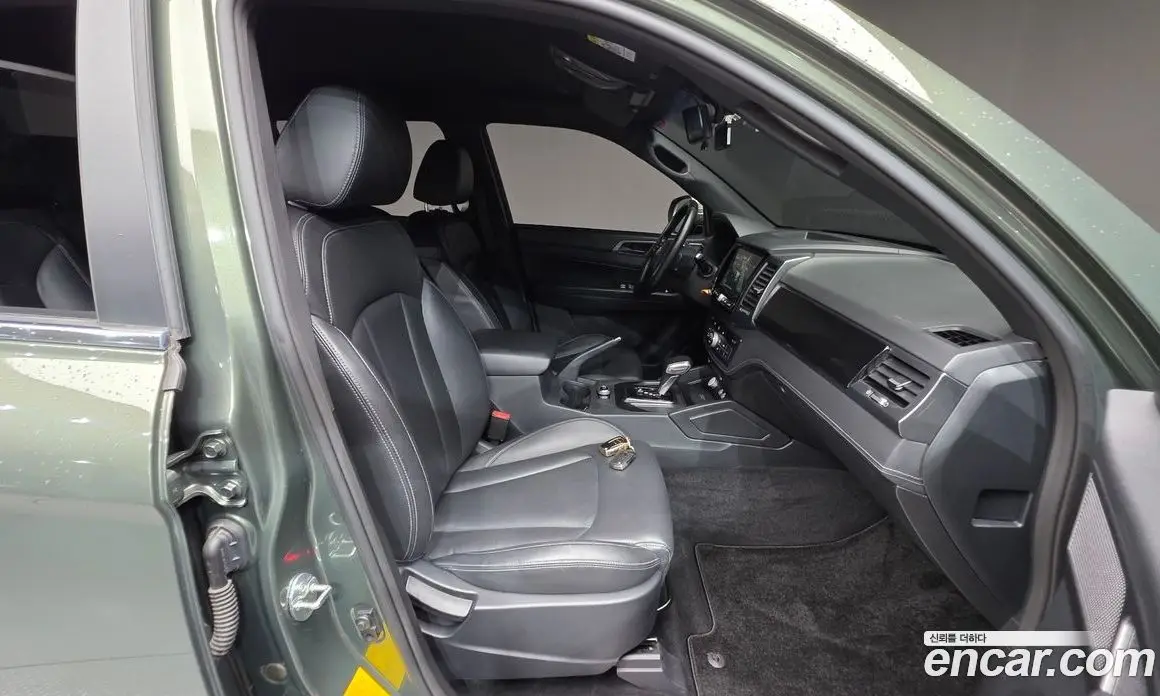 SsangYong Rexton 2022 2.2 автомат (гидро), фото 16