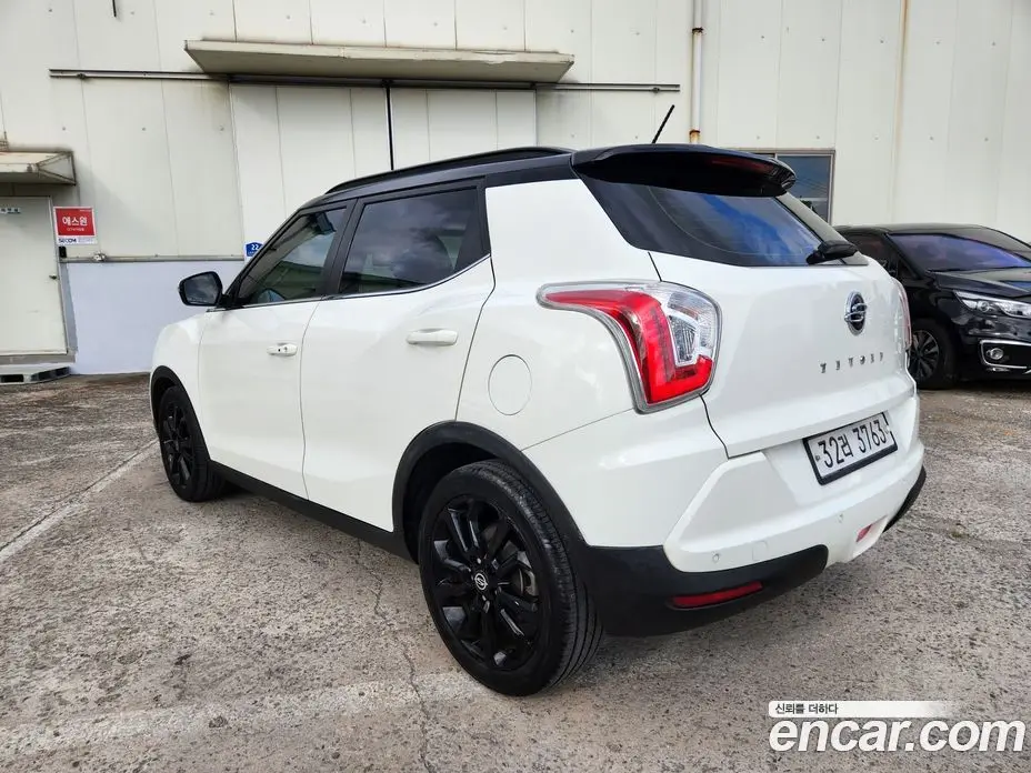 SsangYong TIBOLI 2015 1.6 автомат (гидро), фото 4