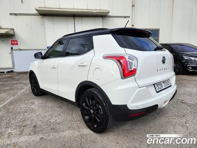 SsangYong TIBOLI 2015 1.6 автомат (гидро), миниатюра 4