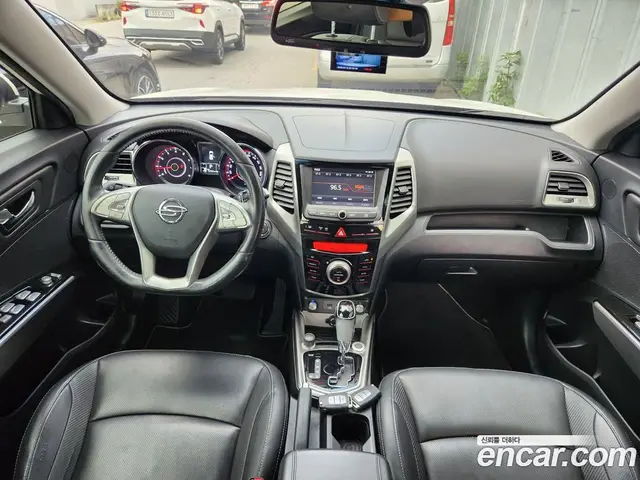 SsangYong TIBOLI 2015 1.6 автомат (гидро), миниатюра 9