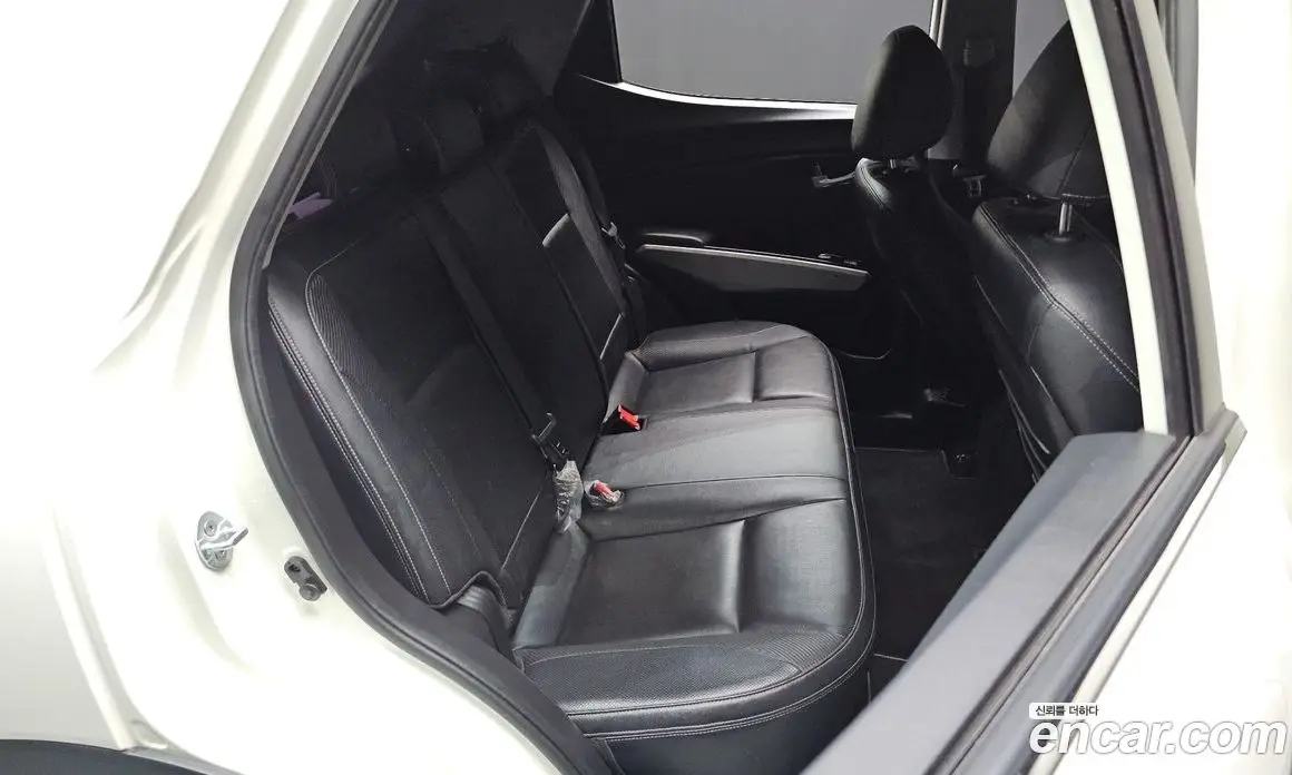 SsangYong TIBOLI 2015 1.6 автомат (гидро), фото 11