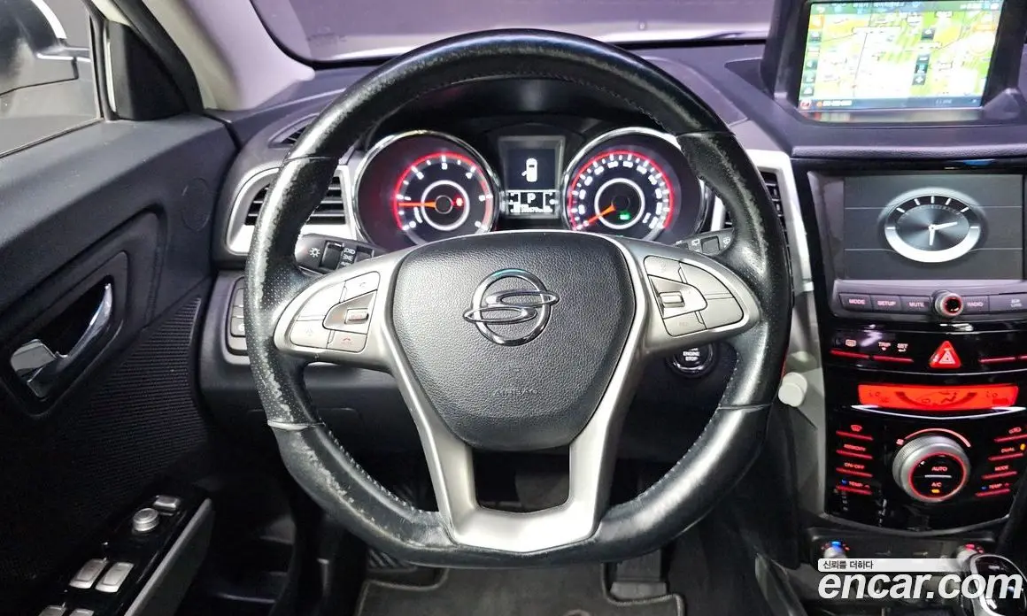 SsangYong TIBOLI 2015 1.6 автомат (гидро), фото 12