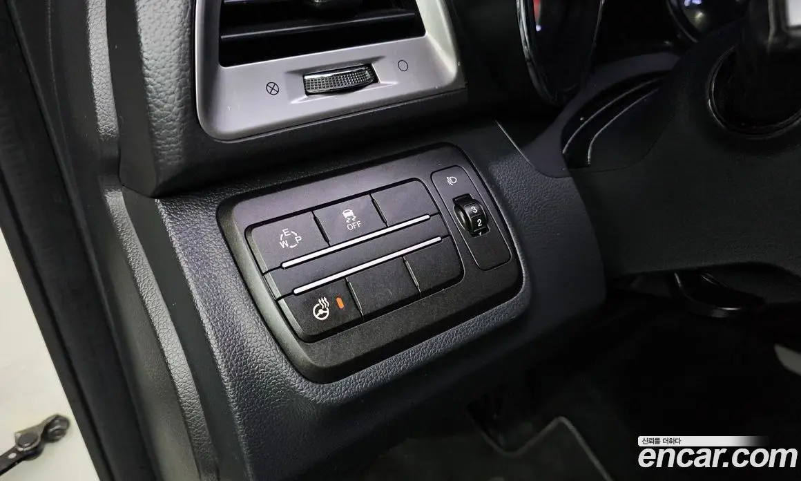 SsangYong TIBOLI 2015 1.6 автомат (гидро), фото 17