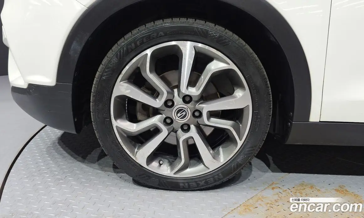 SsangYong TIBOLI 2015 1.6 автомат (гидро), фото 5