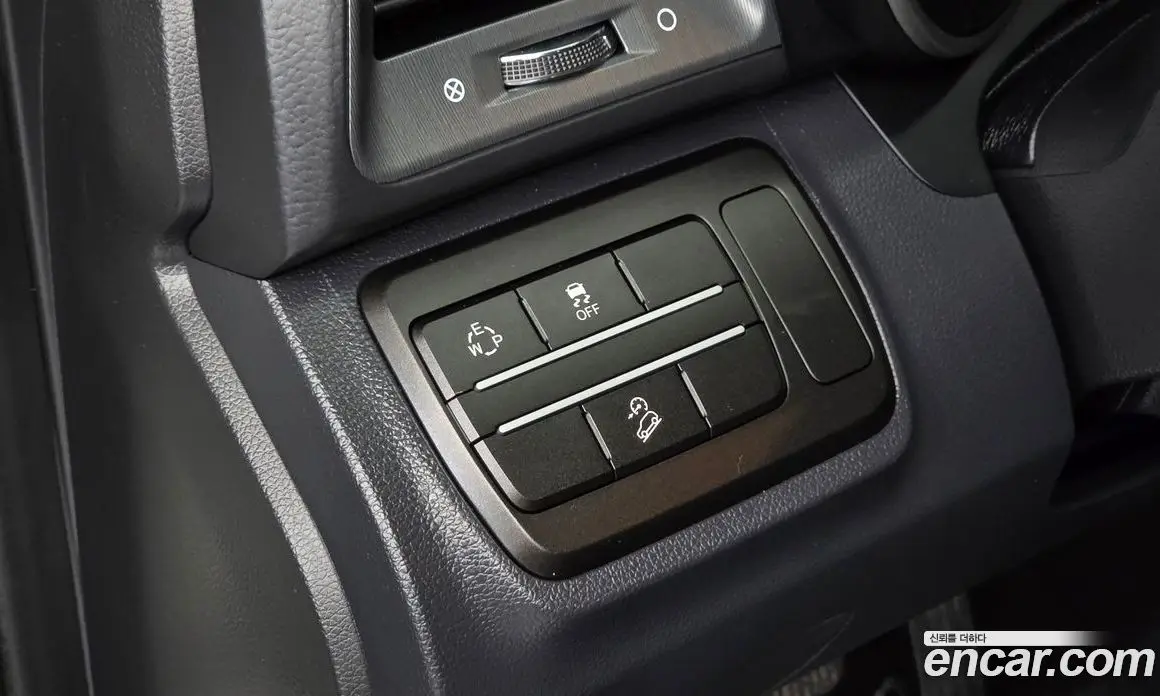 SsangYong TIBOLI 2018 1.6 автомат (гидро), фото 15