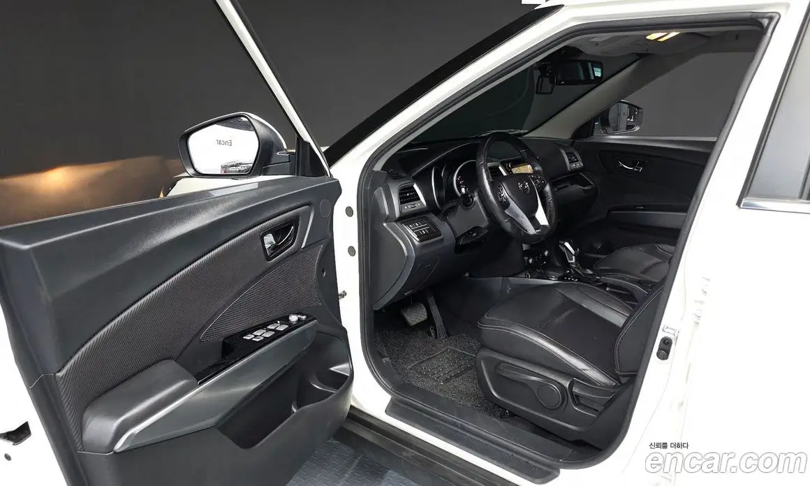 SsangYong TIBOLI 2018 1.6 автомат (гидро), фото 10