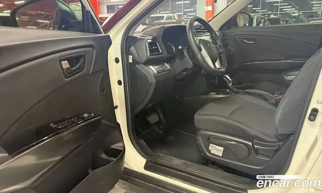 SsangYong TIBOLI 2023 1.5 автомат (гидро), миниатюра 5