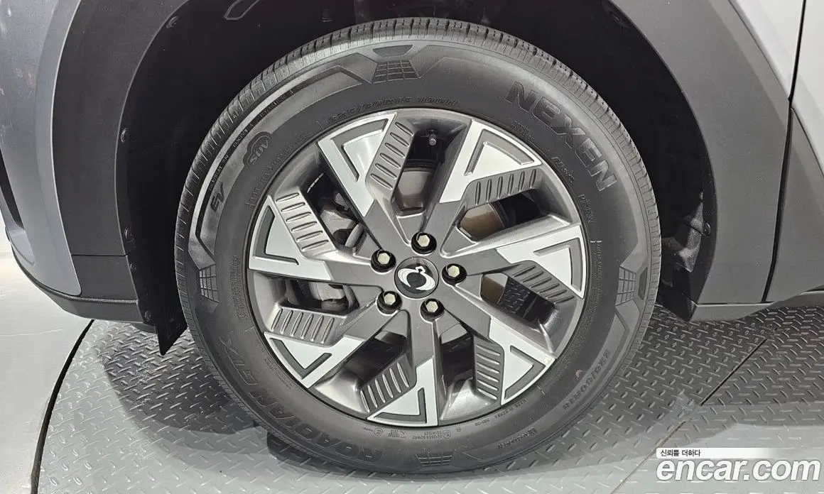 SsangYong Torres 2023 0.2 автомат (гидро), фото 5