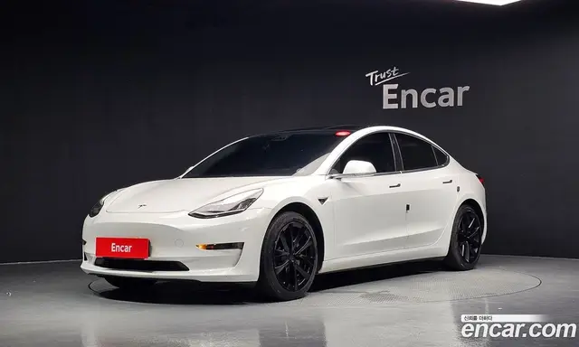 Tesla Model 3, 2020, 112 124 км