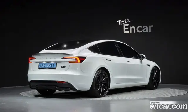 Tesla Model 3 2024 0.2 автомат (гидро), миниатюра 2