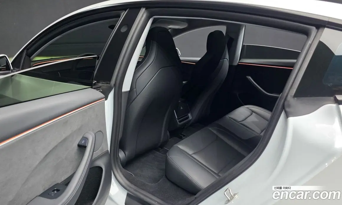Tesla Model 3 2024 0.2 автомат (гидро), фото 16