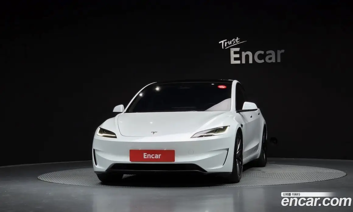 Tesla Model 3 2024 0.2 автомат (гидро), фото 3