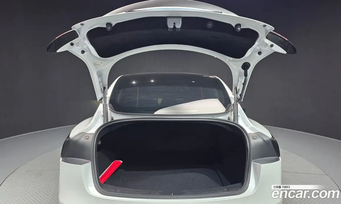 Tesla Model 3 2024 0.2 автомат (гидро), фото 26