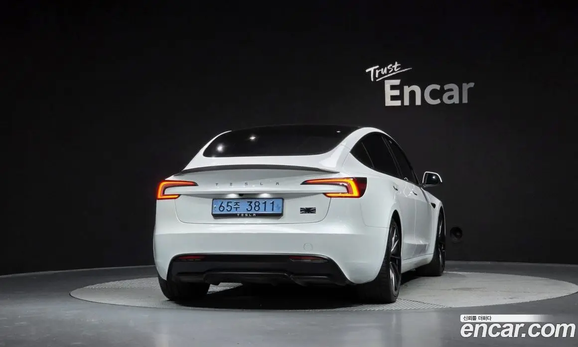 Tesla Model 3 2024 0.2 автомат (гидро), фото 4