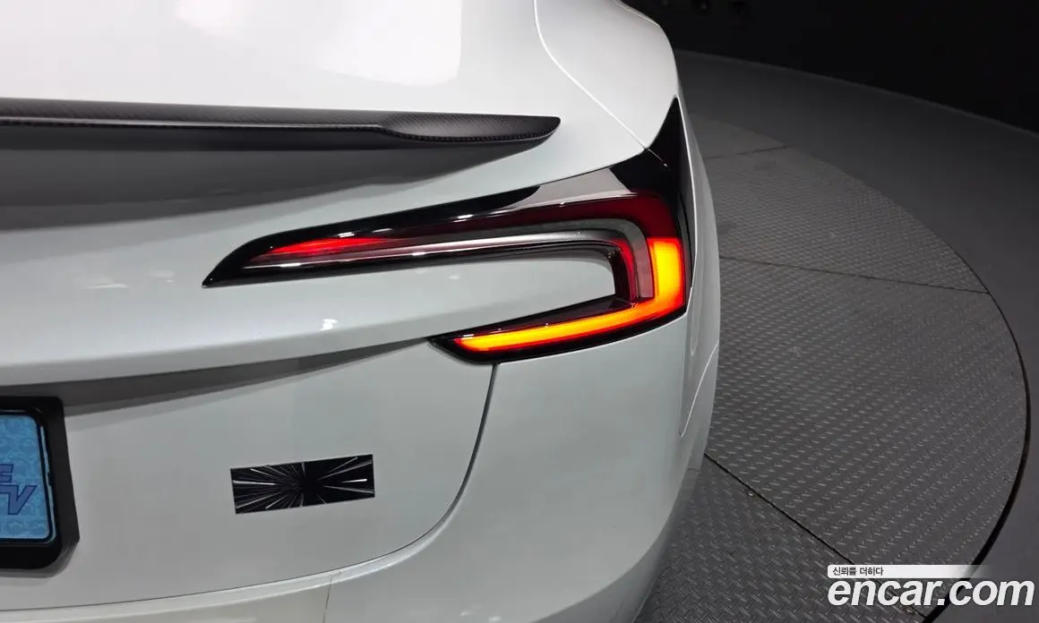 Tesla Model 3 2024 0.2 автомат (гидро), фото 9
