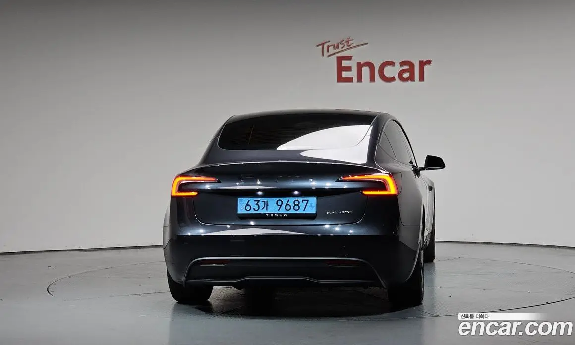 Tesla Model 3 2025 0.2 автомат (гидро), фото 3