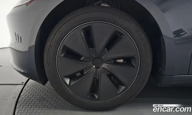 Tesla Model 3 2025 0.2 автомат (гидро), миниатюра 4