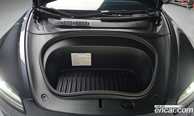 Tesla Model 3 2025 0.2 автомат (гидро), миниатюра 5