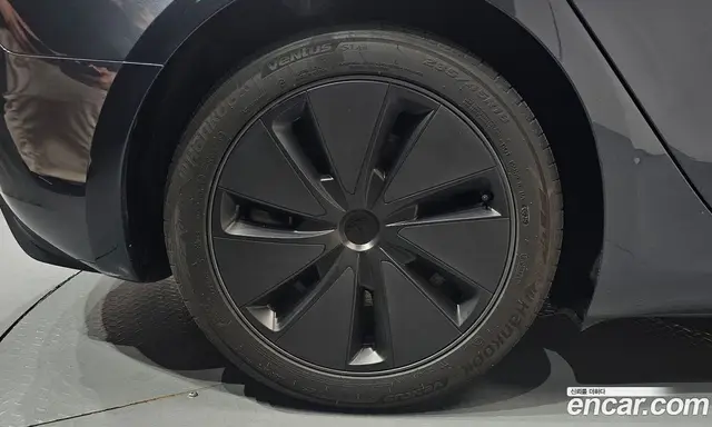 Tesla Model 3 2025 0.2 автомат (гидро), миниатюра 6