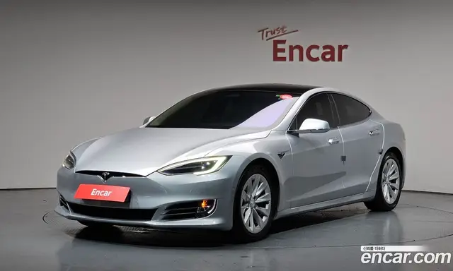 Tesla Model S, 2017, 49 016 км