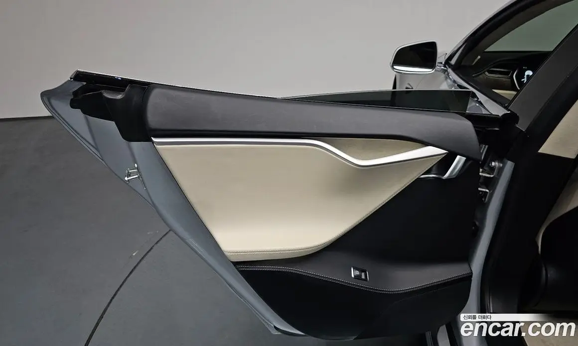 Tesla Model S 2017 0.3 автомат (гидро), фото 15