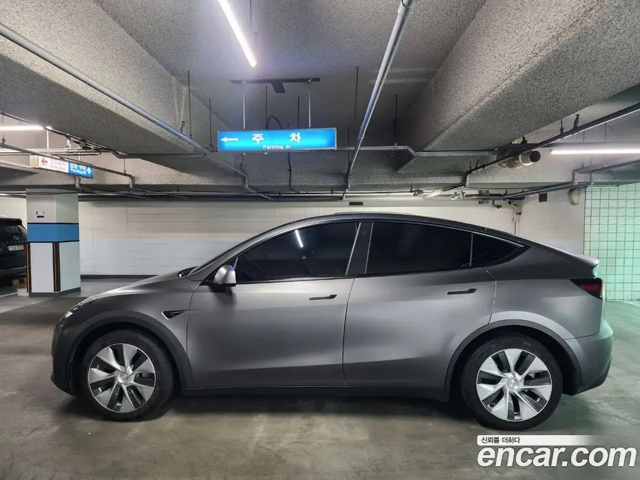 Tesla Model Y 2022 0.2 автомат (гидро), фото 13