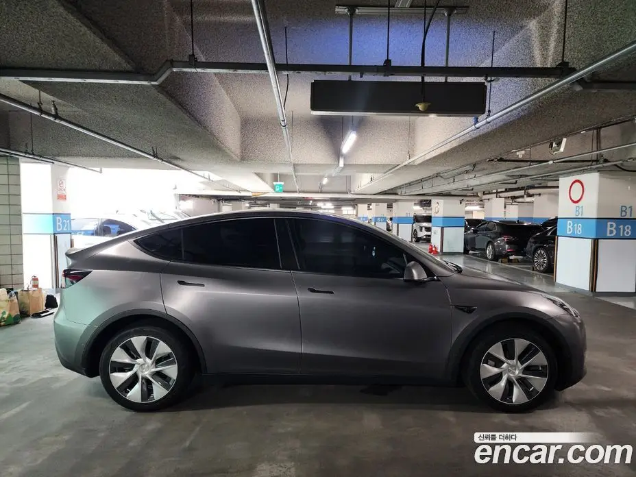 Tesla Model Y 2022 0.2 автомат (гидро), фото 15