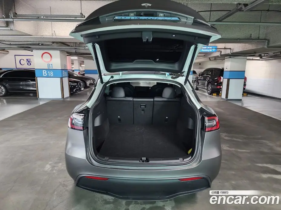 Tesla Model Y 2022 0.2 автомат (гидро), фото 17