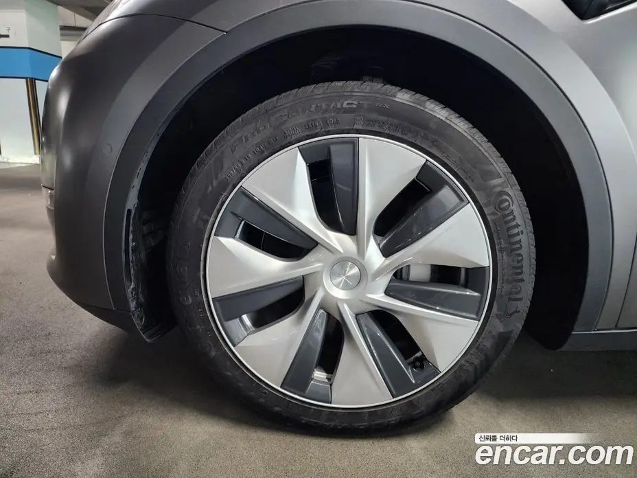 Tesla Model Y 2022 0.2 автомат (гидро), фото 5
