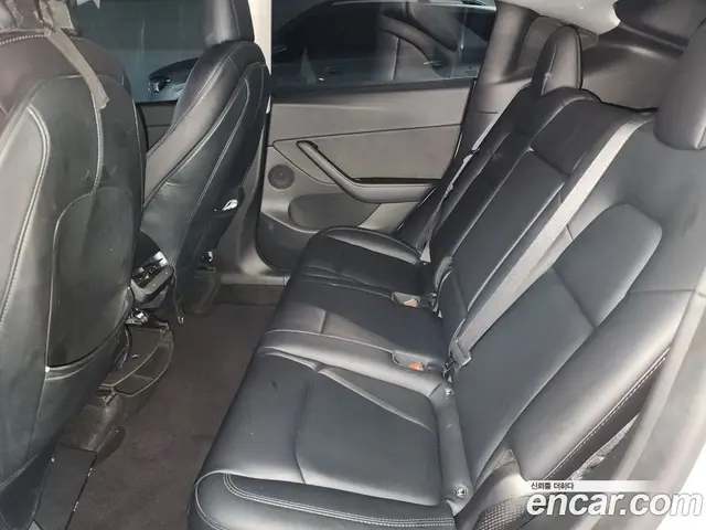 Tesla Model Y 2022 0.2 автомат (гидро), миниатюра 10