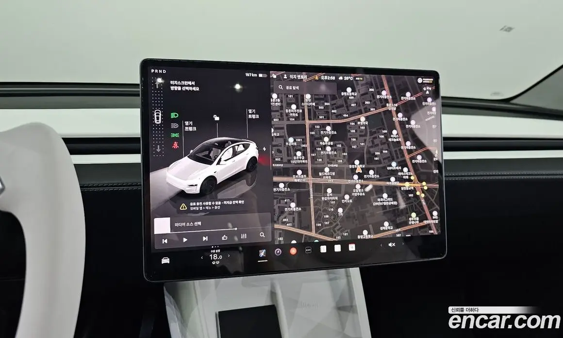 Tesla Model Y 2025 0.2 автомат (гидро), фото 21