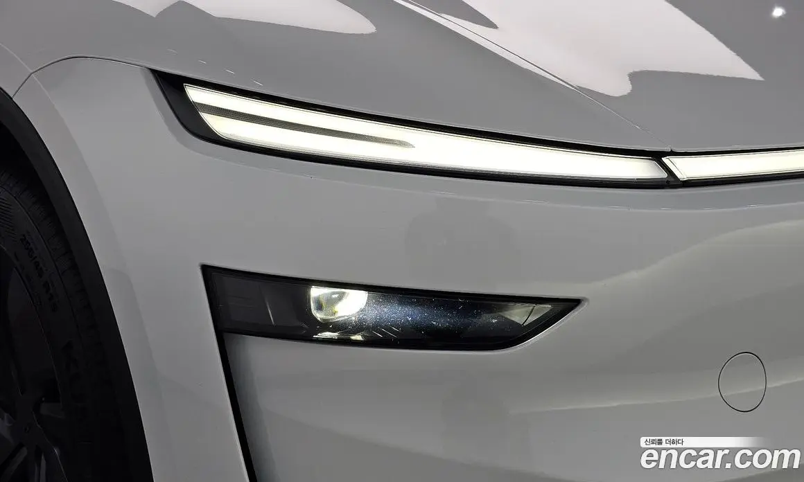 Tesla Model Y 2025 0.2 автомат (гидро), фото 7