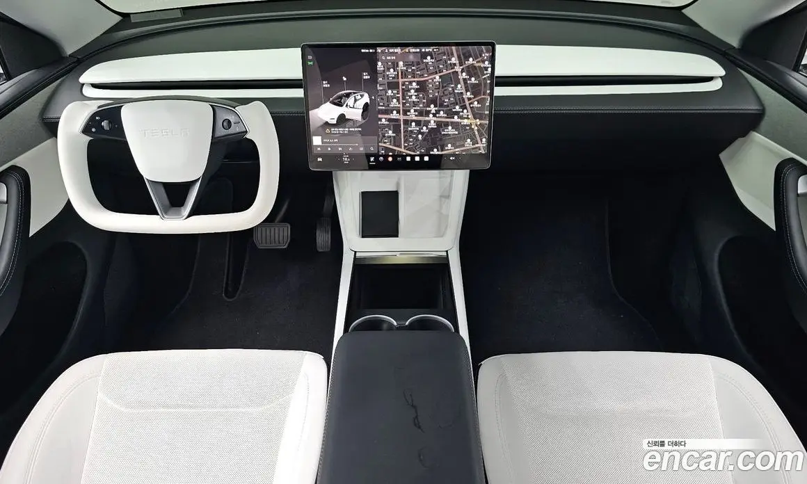 Tesla Model Y 2025 0.2 автомат (гидро), фото 9