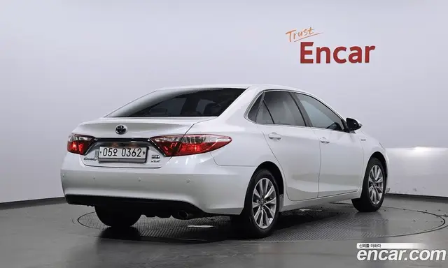 Toyota Camry 2016 2.5 автомат (гидро), миниатюра 2