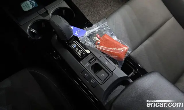 Toyota Prius 2024 2.0 автомат (гидро), миниатюра 12