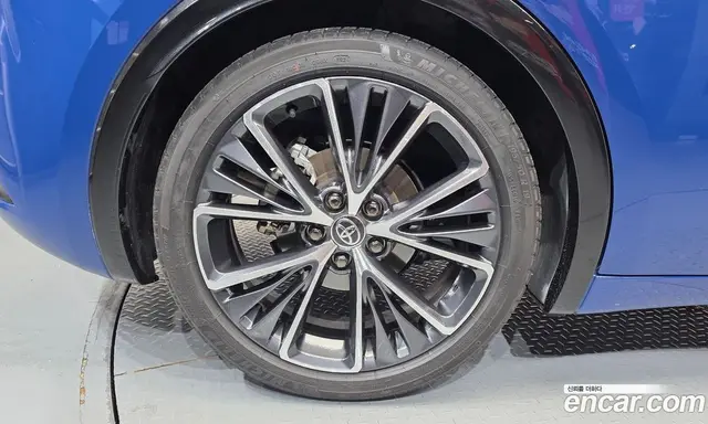 Toyota Prius 2024 2.0 автомат (гидро), миниатюра 7