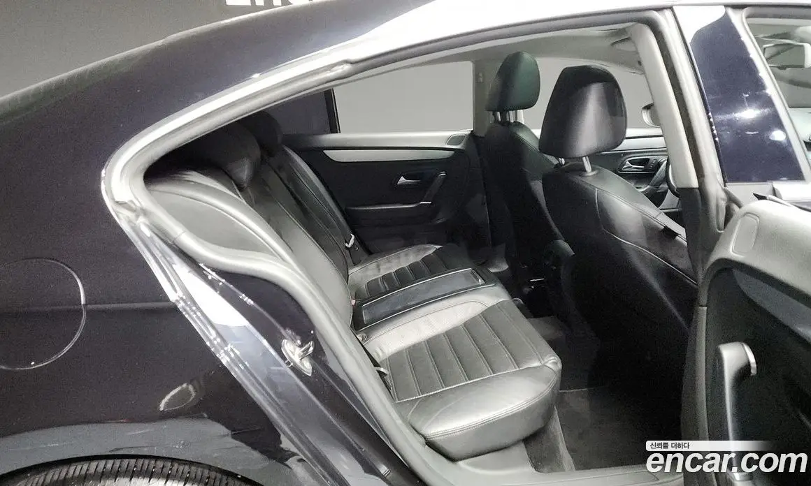 Volkswagen CC 2010 2.0 автомат (гидро), фото 12 Volkswagen CC 2010 2.0 автомат (гидро), фото 12