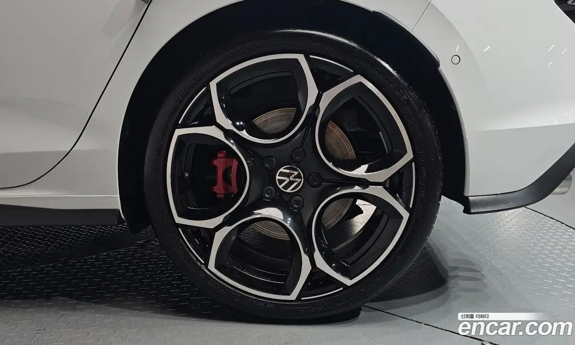 Volkswagen Golf 2026 2.0 автомат (гидро), фото 6