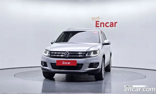Volkswagen Tiguan 2013 2.0 автомат (гидро), миниатюра 3 Volkswagen Tiguan 2013 2.0 автомат (гидро), миниатюра 3