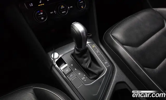 Volkswagen Tiguan 2018 2.0 автомат (гидро), миниатюра 12