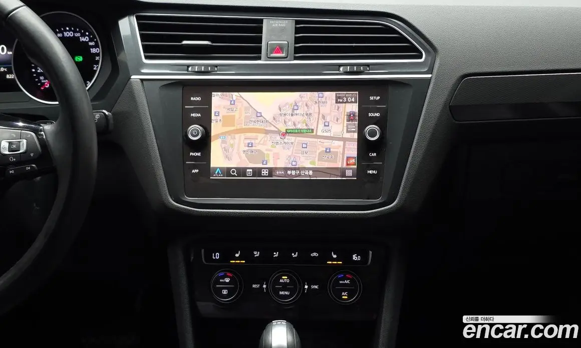 Volkswagen Tiguan 2018 2.0 автомат (гидро), фото 20
