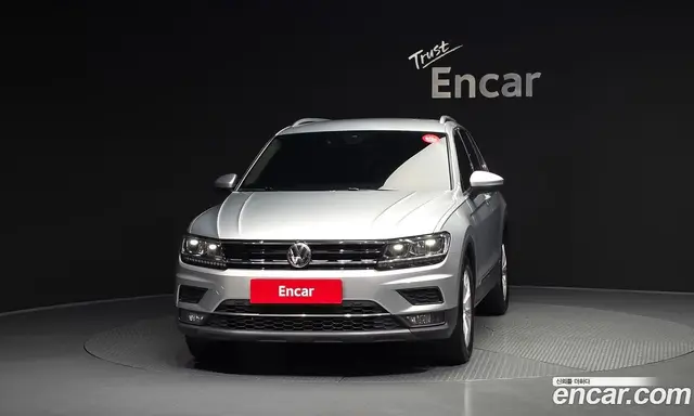 Volkswagen Tiguan 2018 2.0 автомат (гидро), миниатюра 3