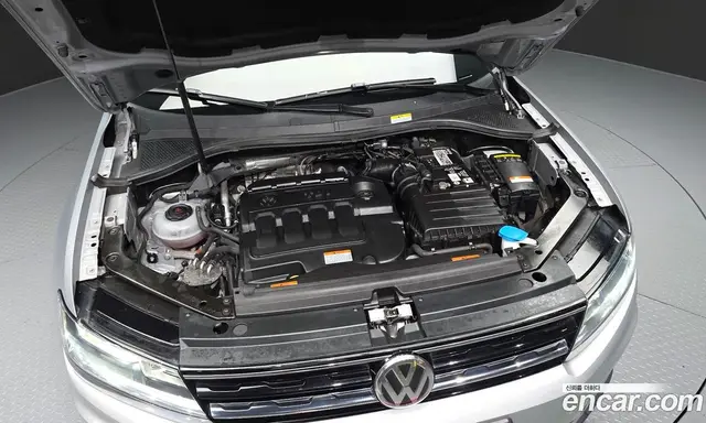 Volkswagen Tiguan 2018 2.0 автомат (гидро), миниатюра 6